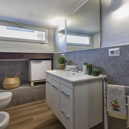 Fignoni - Attico Panoramico Fronte Mare O Matrimoniale Con Bagno Privato *