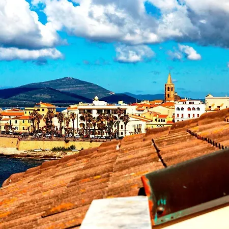 Fignoni - Attico Panoramico Fronte Mare O Matrimoniale Con Bagno Privato אלגהרו