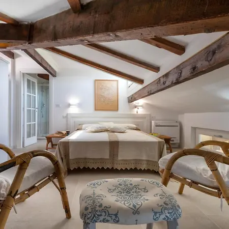 Fignoni - Attico Panoramico Fronte Mare O Matrimoniale Con Bagno Privato *
