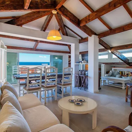 Fignoni - Attico Panoramico Fronte Mare O Matrimoniale Con Bagno Privato דירה