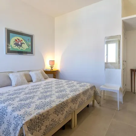 Fignoni - Attico Panoramico Fronte Mare O Matrimoniale Con Bagno Privato דירה
