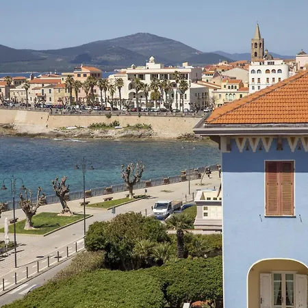 דירה Fignoni - Attico Panoramico Fronte Mare O Matrimoniale Con Bagno Privato אלגהרו