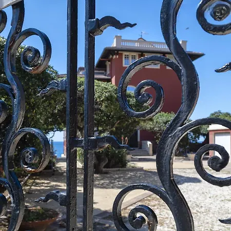 דירה Fignoni - Attico Panoramico Fronte Mare O Matrimoniale Con Bagno Privato