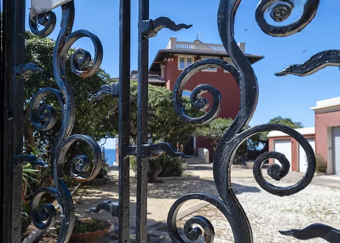 Διαμέρισμα Fignoni - Attico Panoramico Fronte Mare O Matrimoniale Con Bagno Privato