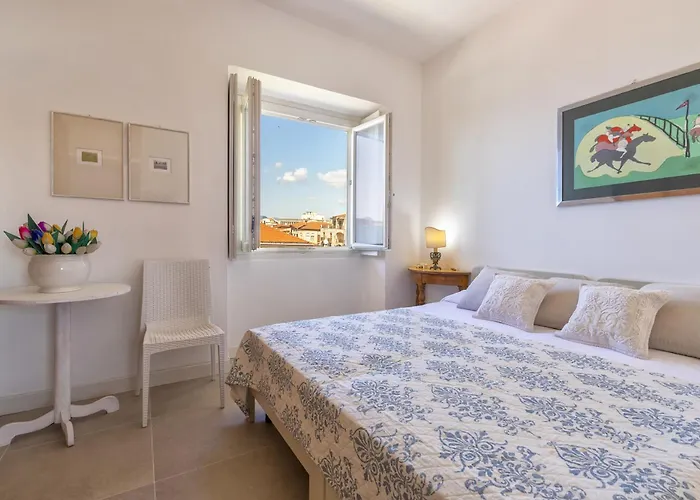 Fignoni - Attico Panoramico Fronte Mare O Matrimoniale Con Bagno Privato * Αλγκέρο