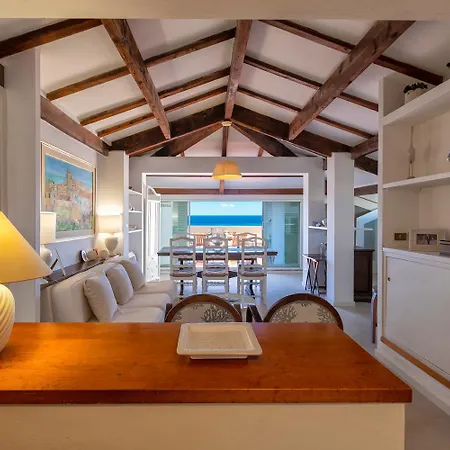 Apartmán Fignoni - Attico Panoramico Fronte Mare O Matrimoniale Con Bagno Privato